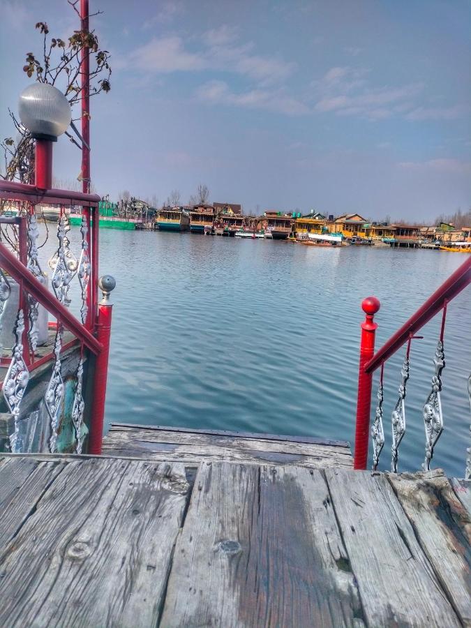 Lala Rukh Group Of Houseboats Srīnagar Exterior foto