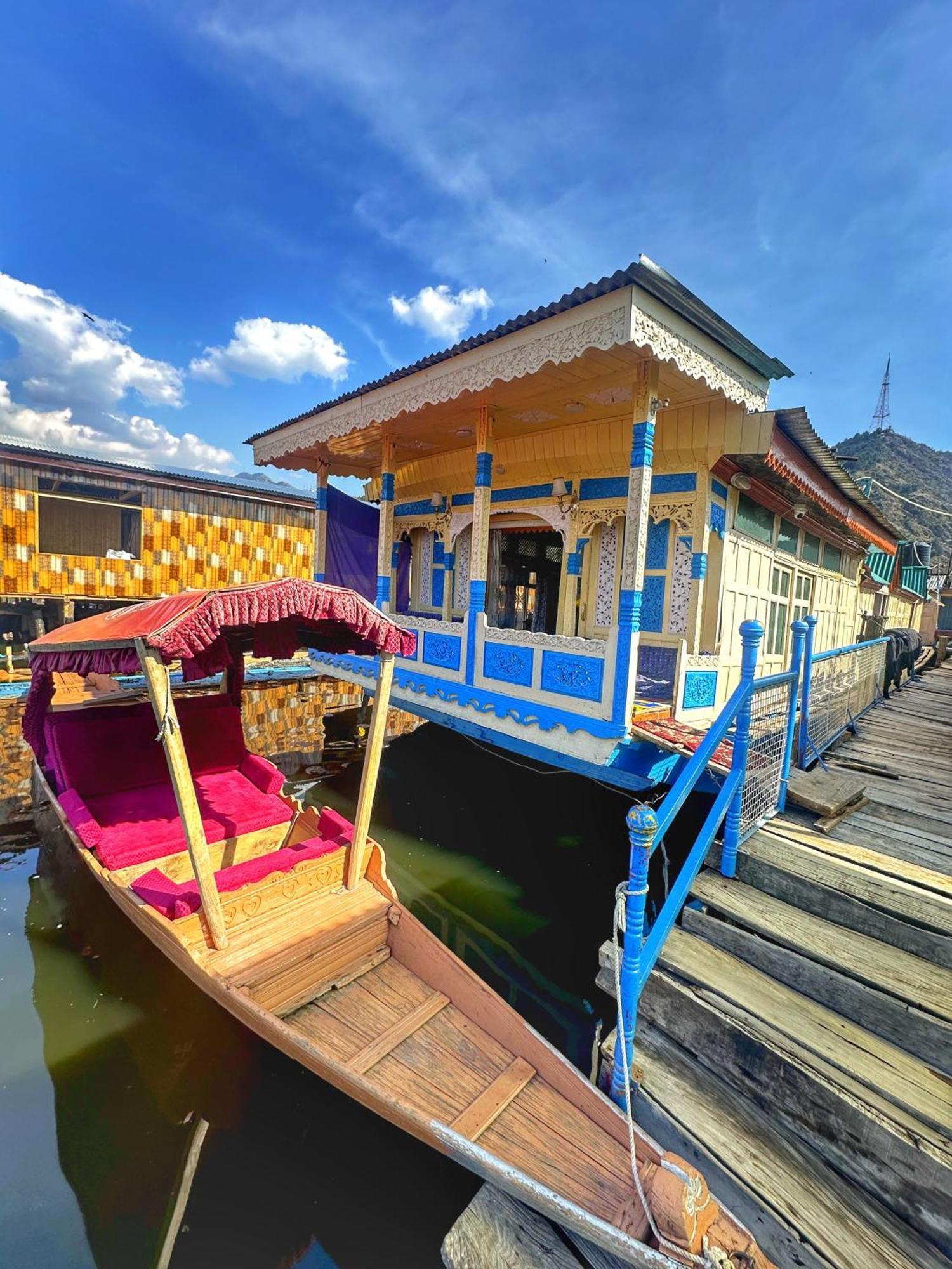 Lala Rukh Group Of Houseboats Srīnagar Exterior foto