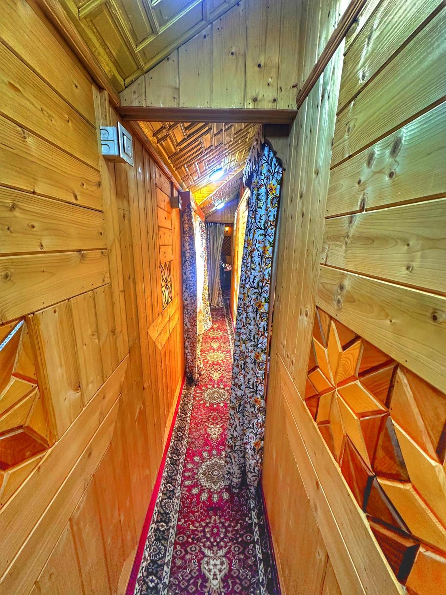Lala Rukh Group Of Houseboats Srīnagar Exterior foto